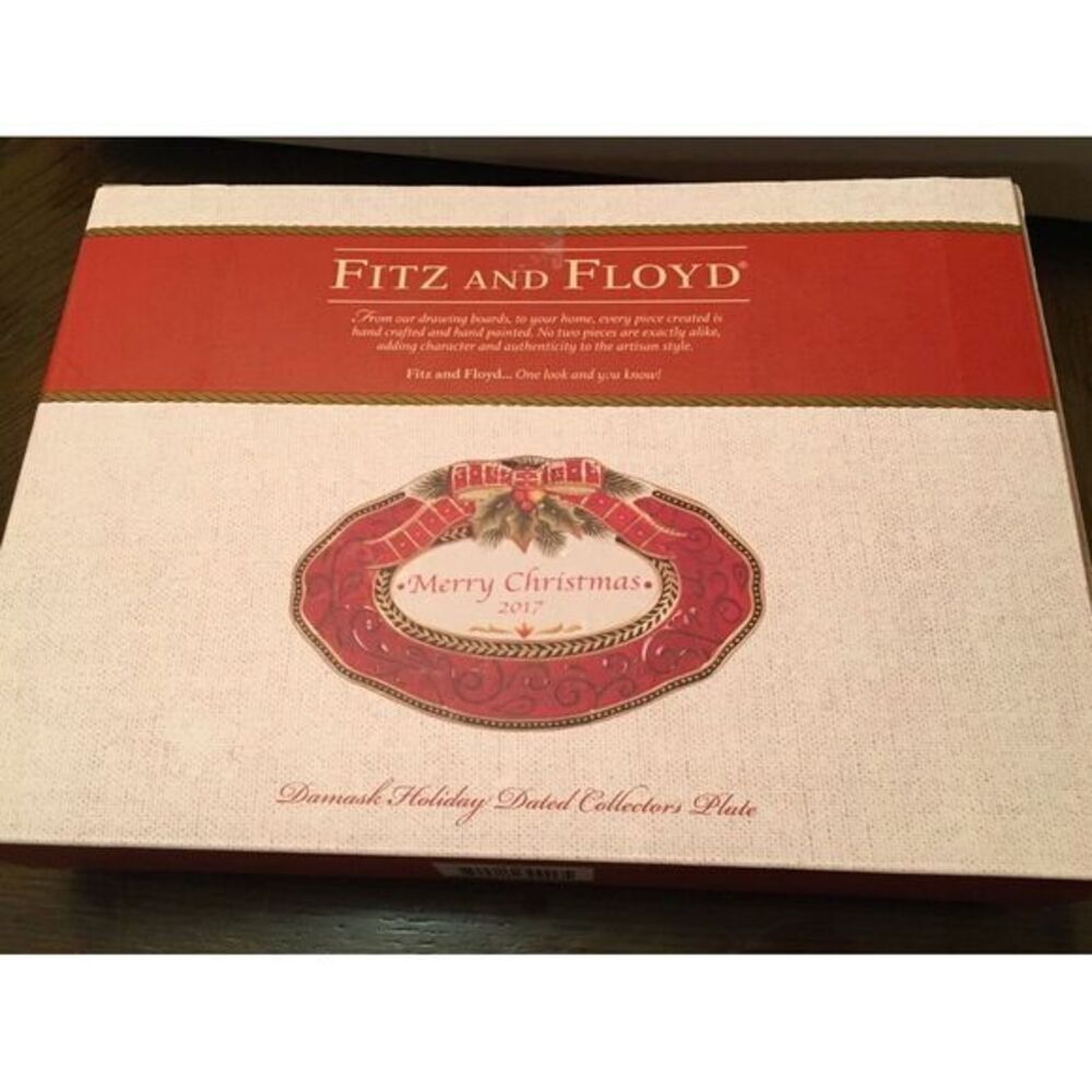 NIB Fitz and Floyd Damask Holiday Dated Collection Plate 2017